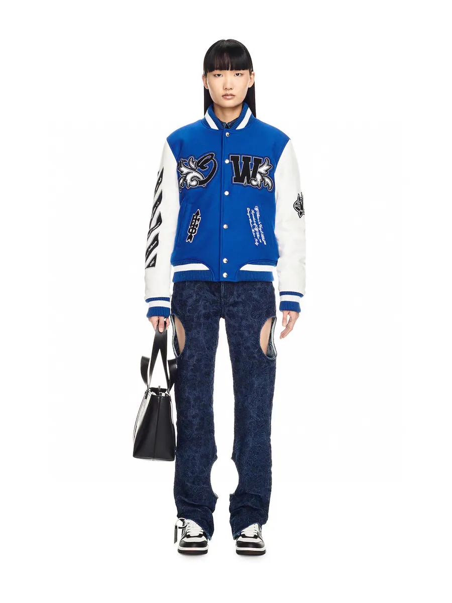 ♻️💯Reference model picture for the upper body❤️Top tested version off white Heavy embroidery patchwork leather high temperature hot crystal diamond baseball uniform male and female couple star same style (⚠ Original button molding and customization, patch embroidery and color matching) Original packaging and original label🔍 Full set of accessories customized, packaging elevators are purchased from the original factory, all hardware parts are molded and customized, and the fabric color components are restored one to one The fabric is made of 65% wool, 15% natural silk, 10% spandex and 10% velvet, mixed and custom-woven. The total weight is more than 900 grams! And the most important thing is its color fastness, it will never fade! -The embroidery uses an imported towel embroidery machine. Each pattern is first embroidered on the fabric, and then engraved with an infrared laser, and then fixed with a sewing machine. The whole garment is labeled in many places, one is flat embroidered, and the large pattern on the back is directly embroidered on it. This dress has 4 different embroidery techniques⚠ -The sleeves are all made of two-layer pebbled fabric, which is processed, shaped, colored, washed, and the texture retains the original grain structure! Thick, plump and round! -The processing technology is extremely complex, the cutting pieces are neatly aligned, and the entire garment has precise wiring density. Gender-neutral style. Loose fit, self-conscious quality control, details determine success or failure. Color: Black Size: S M L XL P: 680